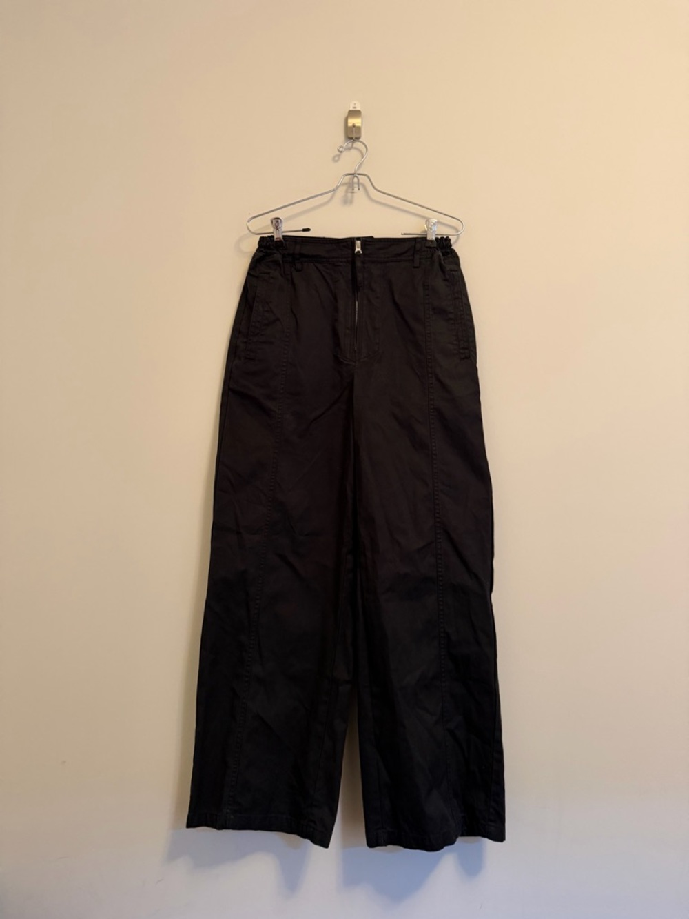 SKIMS Outdoor Woven Pant in Black size XS - Picture 2 of 5